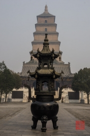Xian 2013 - Giant Wild Goose Pagoda - Ash pot & Pagoda