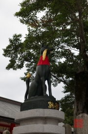 Japan 2012 - Kyoto - Fushimi Inari Taisha - Bronze & Gold Fox
