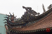 Taiwan 2012 - Taipei - Longshan Tempel - Dachrelief - Figuren
