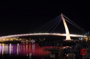 Taiwan 2012 - Taipei - Tamsui - Fishermans Wharf - Bridge White