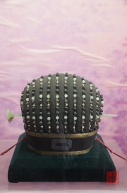 Ming tombs - Hat of Emperor
