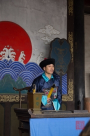 Pingyao 2013 - Bureaucrat