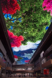 Xian 2013 - Shopping centre - LED roof - Forest