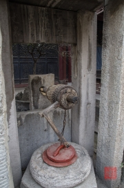 Xian 2013 - Moslem Quarter - Mosque - Grindstone