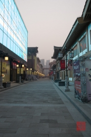 Xian 2013 - Shopping Mall - Side Street