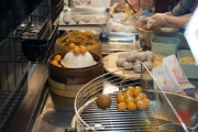 Taiwan 2013 - St. Raohe Night Market - Deepfried Eggs