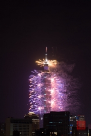 Taipeh 101 - 2013 Fireworks - Purple IV