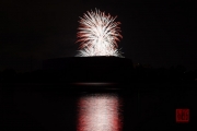 Nuremberg Spring Fireworks - White & Red