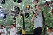 Brueckenfestival 2014 - Flying Penguin - Lenz Franzke I
