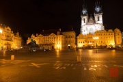 Prague 2014 - Jan Hus Memorial & Tyn Church by Night
