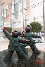 Hongkong 2014 - Red Book? - Smartphone!